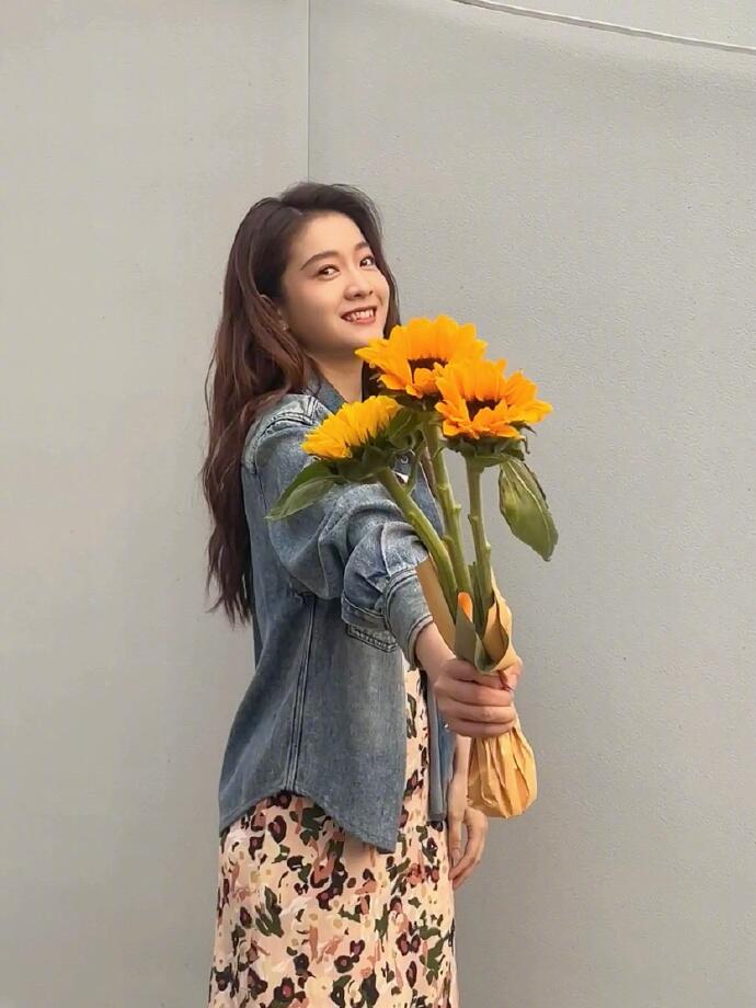 张雪迎晒美图