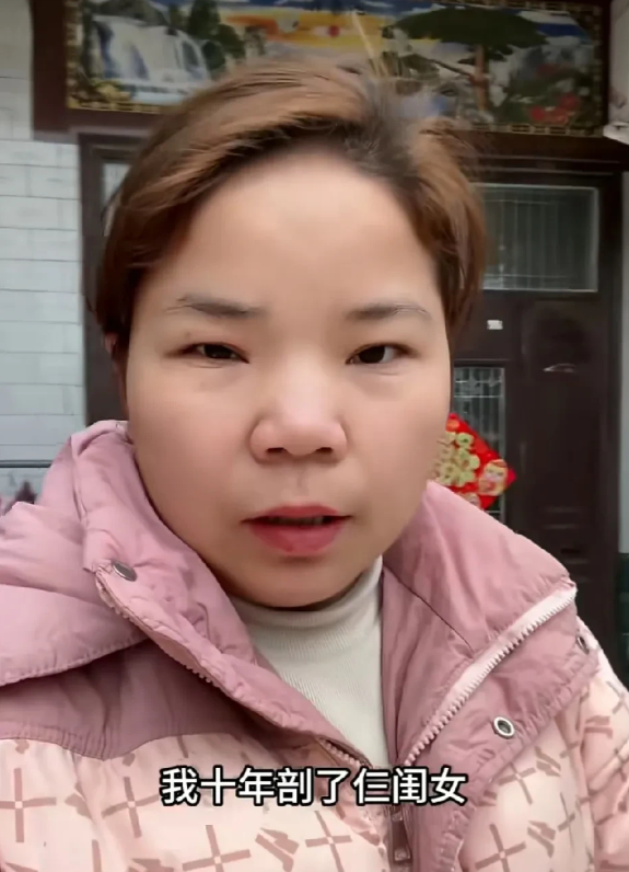 牛不啦鸽子弟媳妇说：我十年剖了三个闺女
要说不遗憾那都是假的，我也可想儿女双全