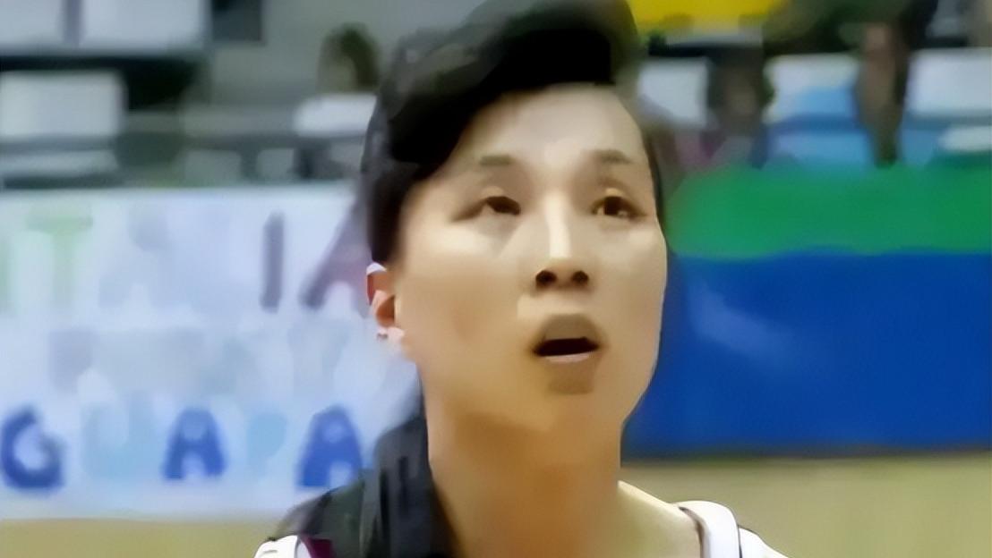 女篮“三朝奥运元老”柳青：退役后嫁篮球帅哥，女儿也是女篮国手