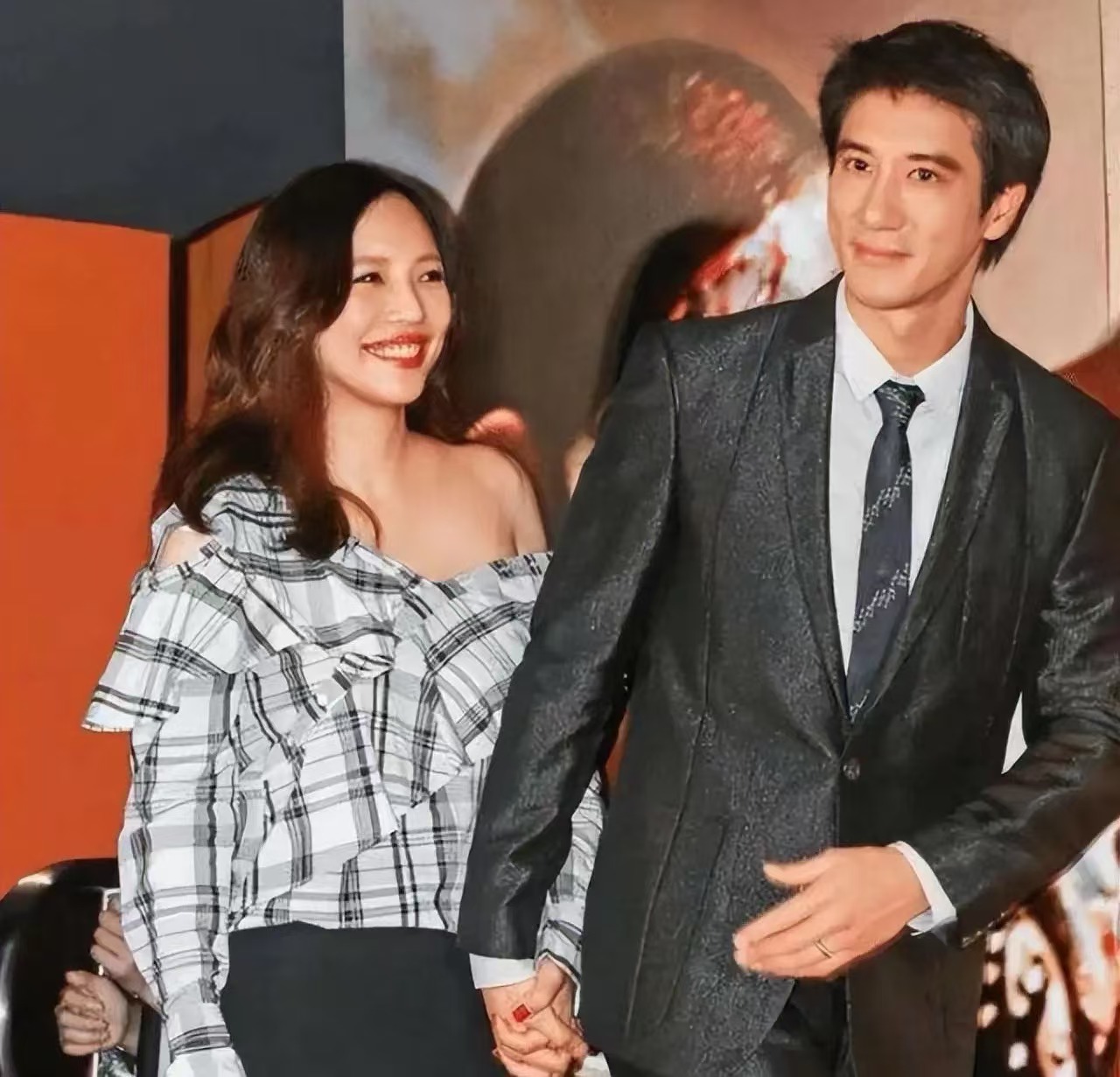 王力宏复出后，李靓蕾现在怎样了