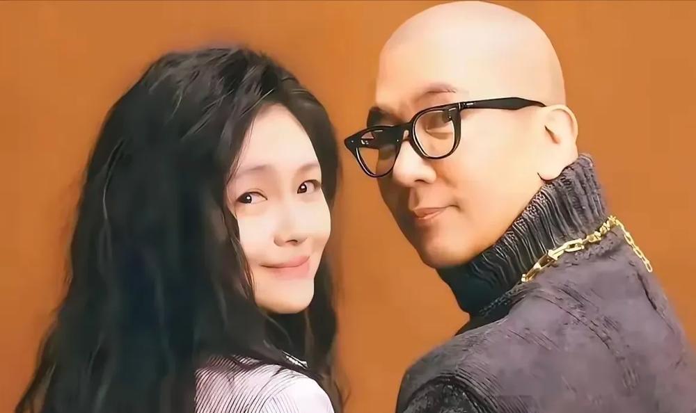 具俊晔终究还是孤身一人悄然离开了！

没了挚爱熙媛，豪宅没有了温暖，房贷不知道由