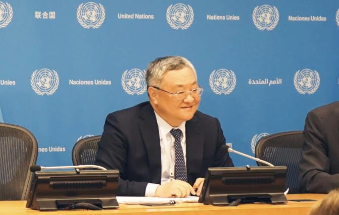 中方最新表态：坚决反制！

据路透社2月4日报道，特朗普政府宣布对中国征收 10