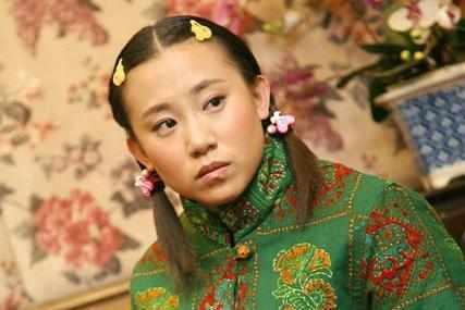 2009年，丫蛋在事业巅峰期嫁给了师兄王金龙，婚礼上，赵本山语重心长地嘱咐他们:
