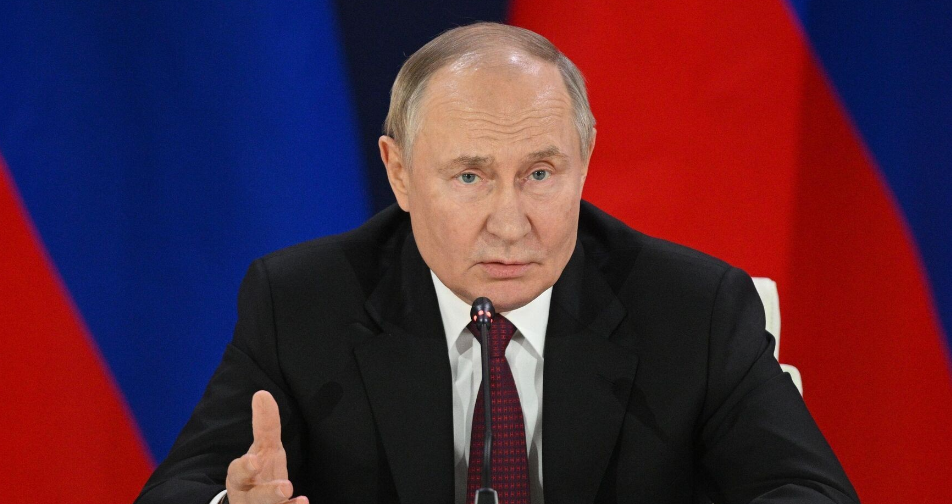 前两天，西方炒作，说要让乌克兰拥有核武器。对此，普京警告说，要是乌克兰获得了核武