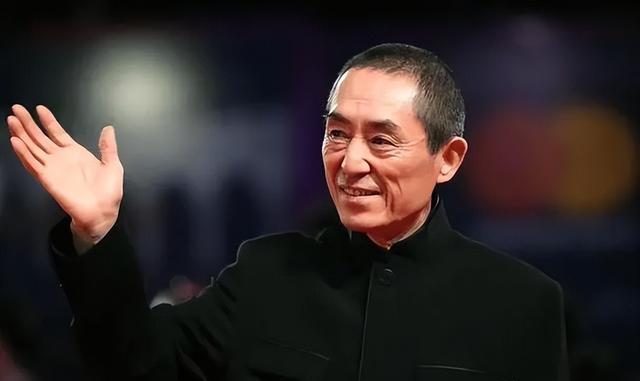 又一“谋女郎”上线！再次向大家证明了，74岁张艺谋的顶级审美（张艺谋评价谋女郎长相）-第5张图片-九妖电影