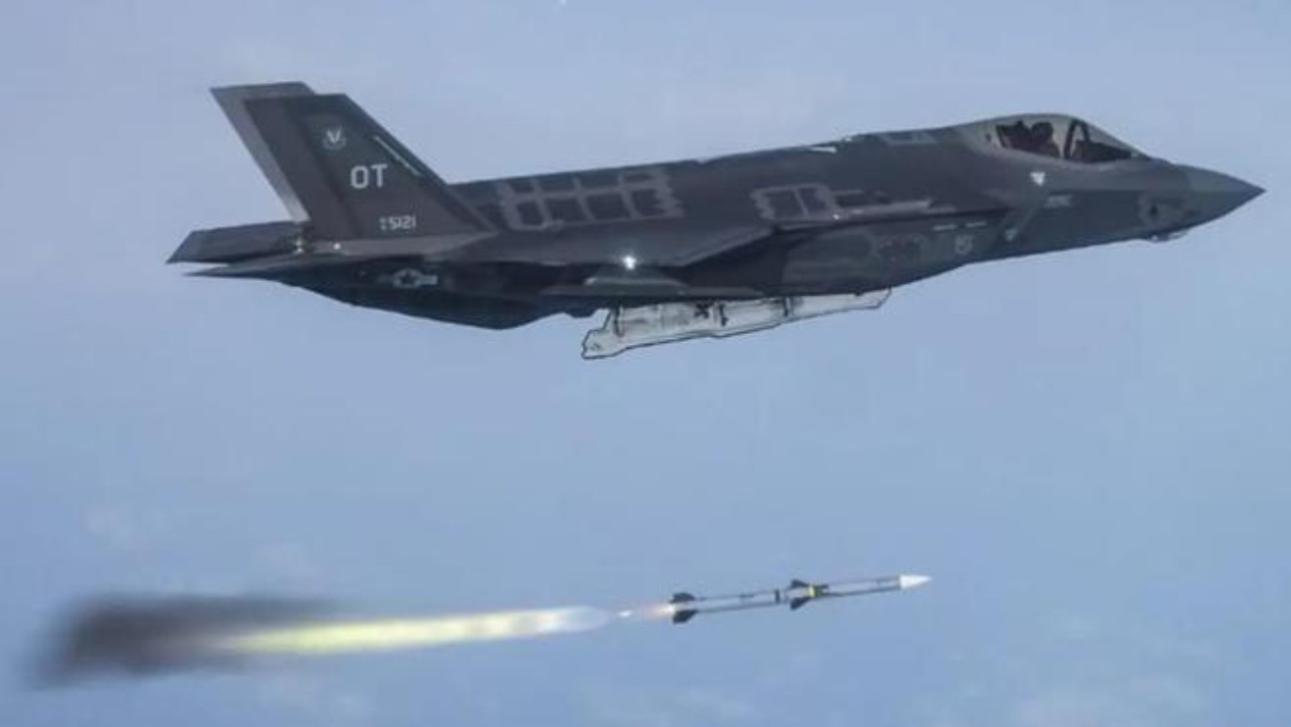 美国人打了埋伏：原来F-35肥电可以随心所欲地虐杀台风。