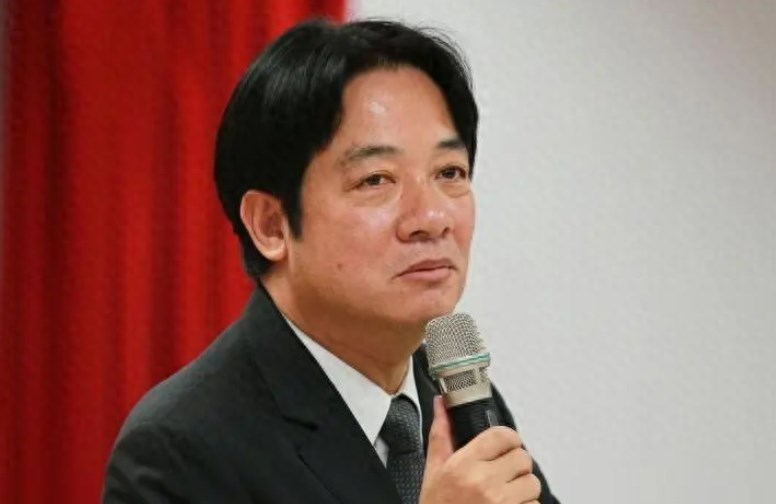 大陆“重拳出击”后，赖清德彻底摊牌：台军已准备“随时开战”！随着大陆制裁收紧，一