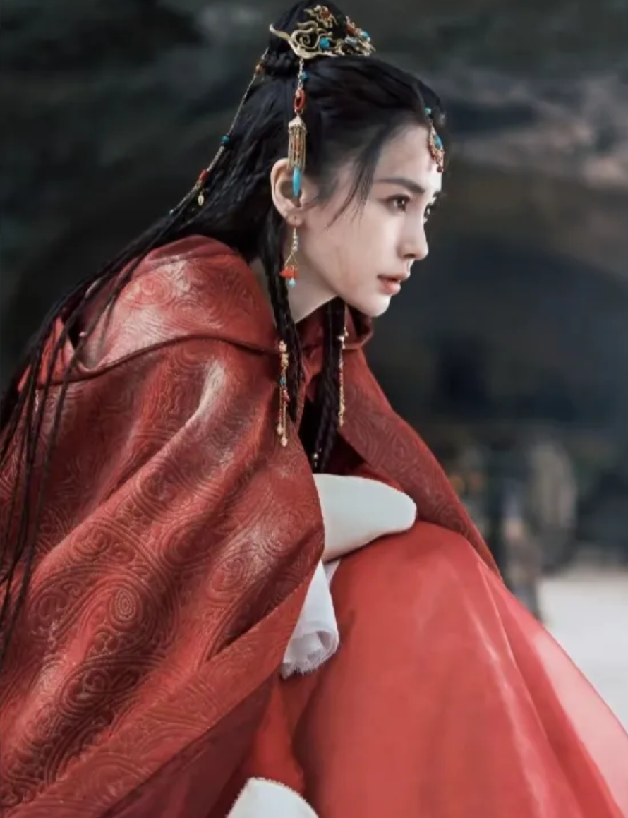 《相思令》这部剧里的抠图技术，最近可是被大家热议了一番。原因嘛，就是有些场景用了