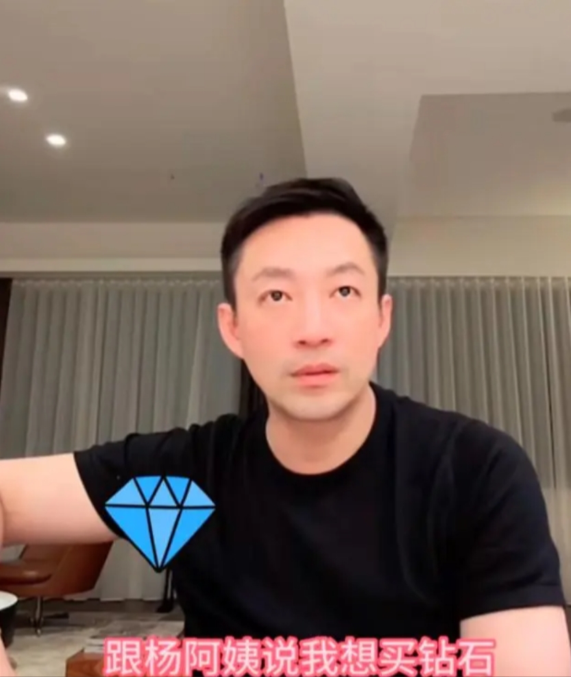 真担心汪小菲的儿子，被大S给带跑偏，今年他才刚刚8岁，就张口就跟张兰要价值26万