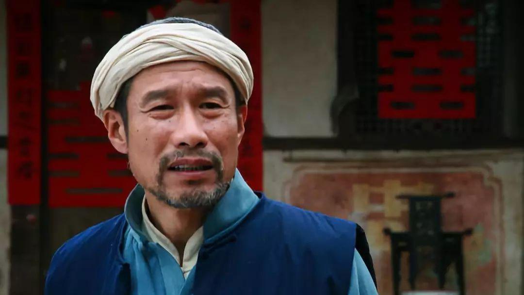 老戏骨刘佩琦：跟妻子偷户口结婚，晚年生活很幸福