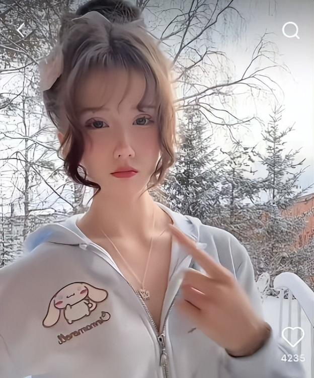 海量老外入驻中国软件“避难”，
网上全是外国面孔，洋妹子真养眼
这事还得从美国那