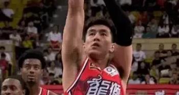 尽管广州男篮14分不敌南京同曦，但仍有2个好消息传来！

1、广州男篮当家球星郭