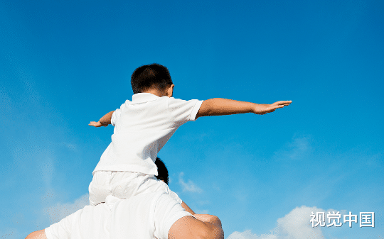 儿子和丈夫的白月光一起遭遇绑架，可是他却这么做