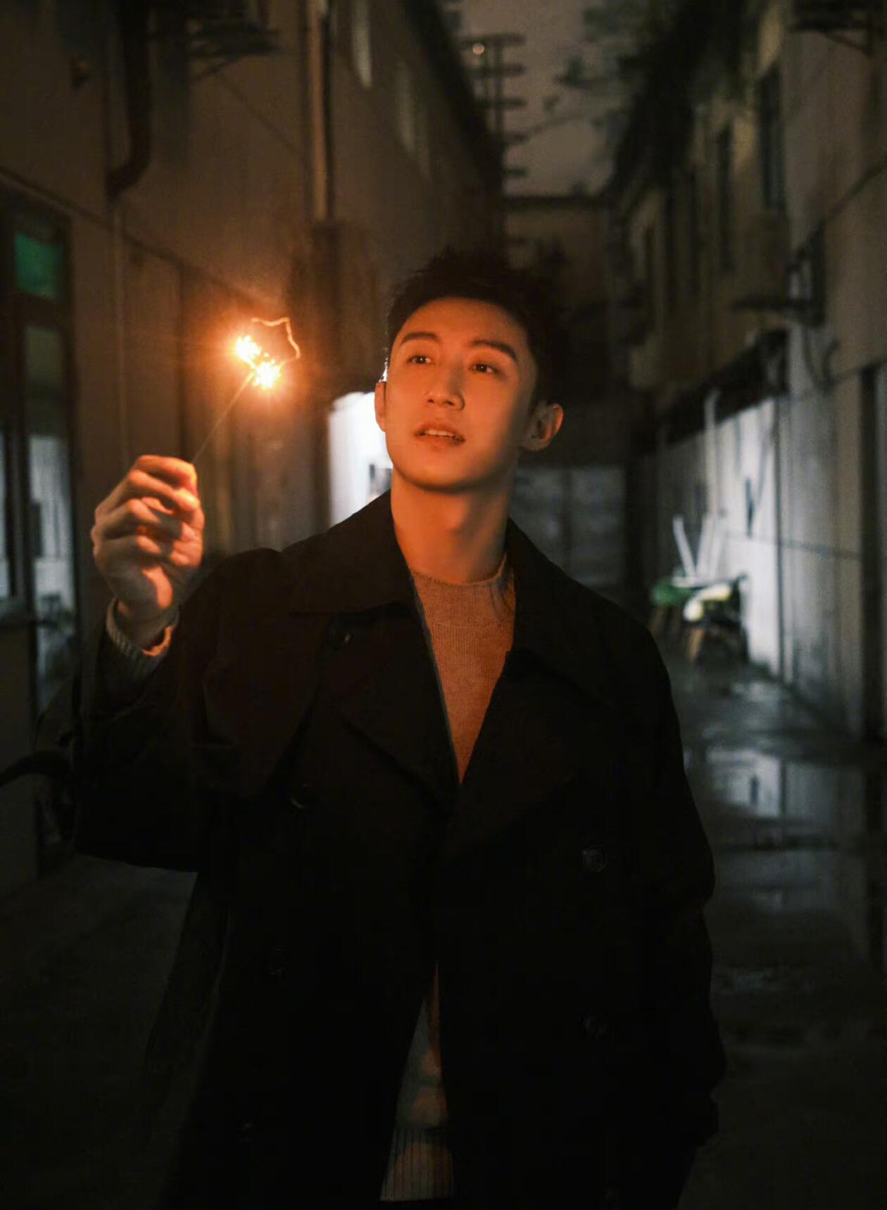 每天认识一个明星——黄景瑜