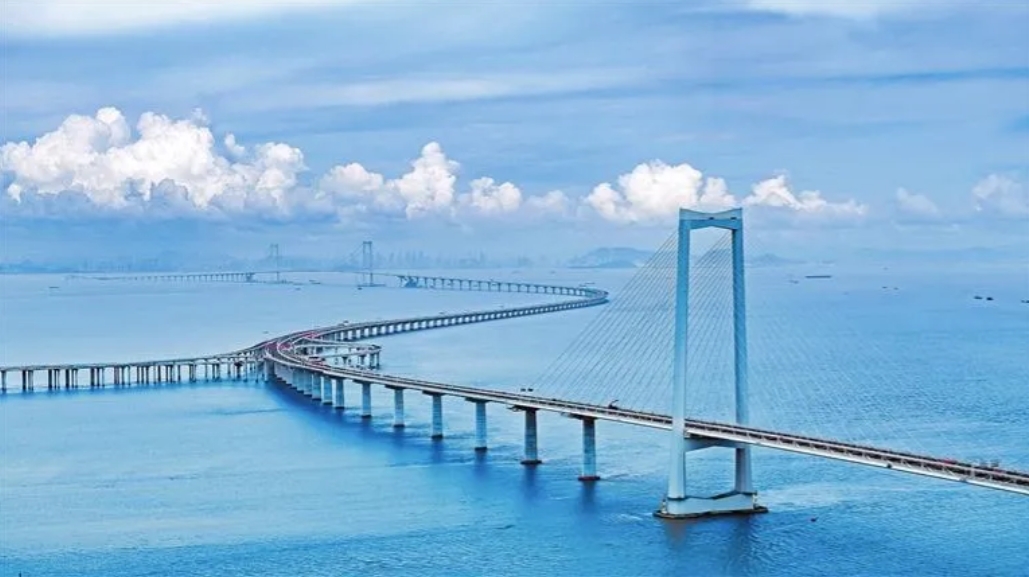 深中通道于6月30日下午3时开通运营，建议深中通道收费40元
建议深中通道收费4