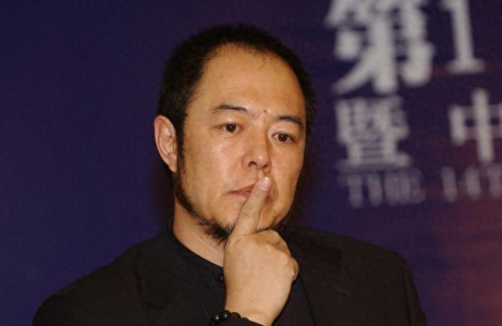从被张铁林抛弃到嫁著名“坏蛋”生子获幸福