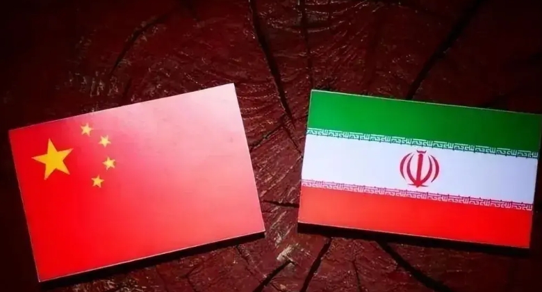 以色列的外交部长把昨晚和中国外交部长通电话的内容给公开了，话里带着浓浓的挑衅味道