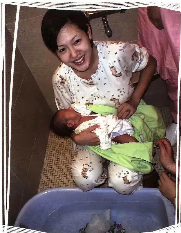 小S当年的怀孕日记，现在看依然炸裂！
终于知道小S为什么死活不离婚了，原来她当年