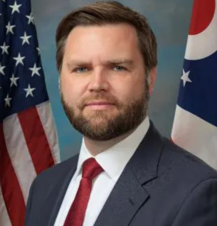 特朗普还没上台了！第一个“叛徒”出现了！
特朗普2021年时拒绝大选失败，特朗普