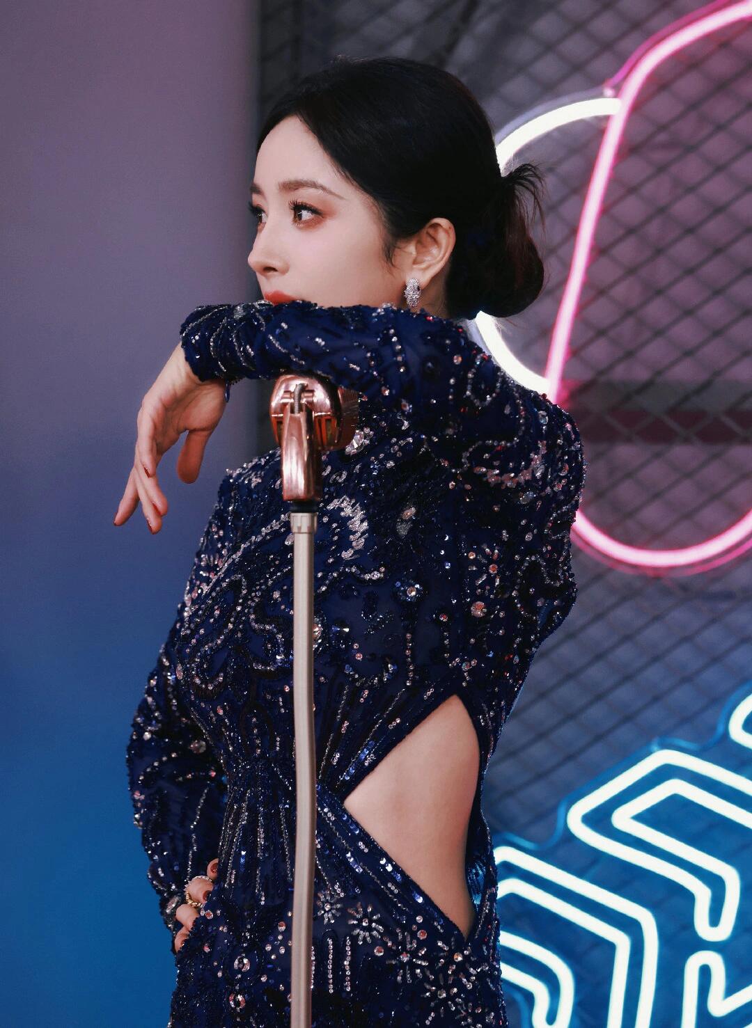 杨幂：红毯上的璀璨明星