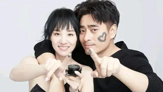 曝44岁宋佳与小8岁导演王伟已领证结婚两年，祝贺她终于名花有主