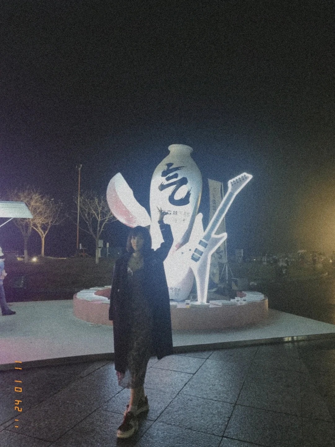 凌晨四点半，海棠花未眠。
