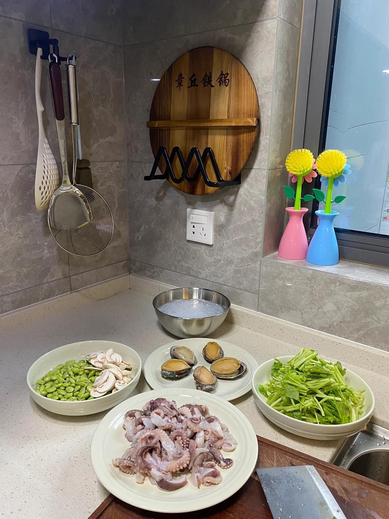 我喜欢做饭，可惜孩子和先生都在单位解决，