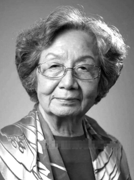 叶嘉莹，于2024年11月24日下午逝世，享年100岁。

叶嘉莹，1924年7