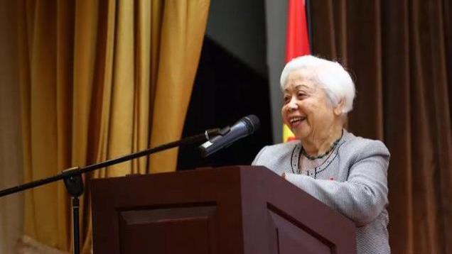 秘鲁爱国华裔奇女子！她藏在饼干盒里的秘密，竟能改写中秘历史？