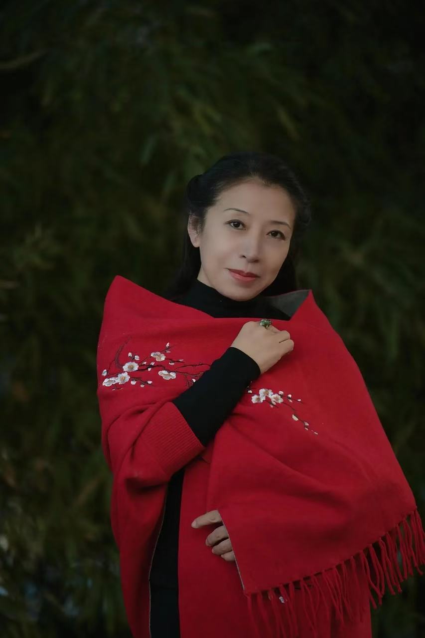 这么冷的天找个暖被窝的都找不到哈哈哈哈