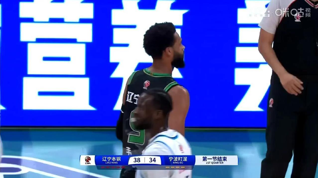 杨鸣“家底”也太厚了吧！打宁波，缺少6贼主力轮换，振臂一呼，依然三军用命，春节前