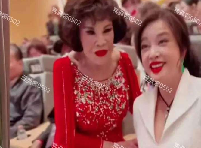 你能感受到她有多么美丽吗 ？
