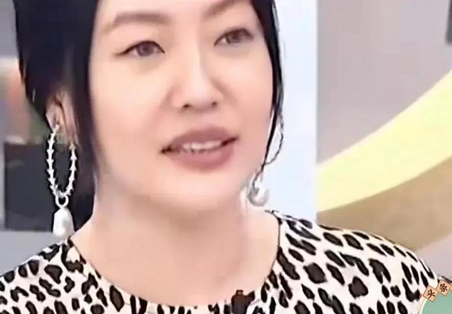 曲线家的瓜，又熟了！

小S，又上热搜，这次是大师预言她和许雅钧的人生！

小S