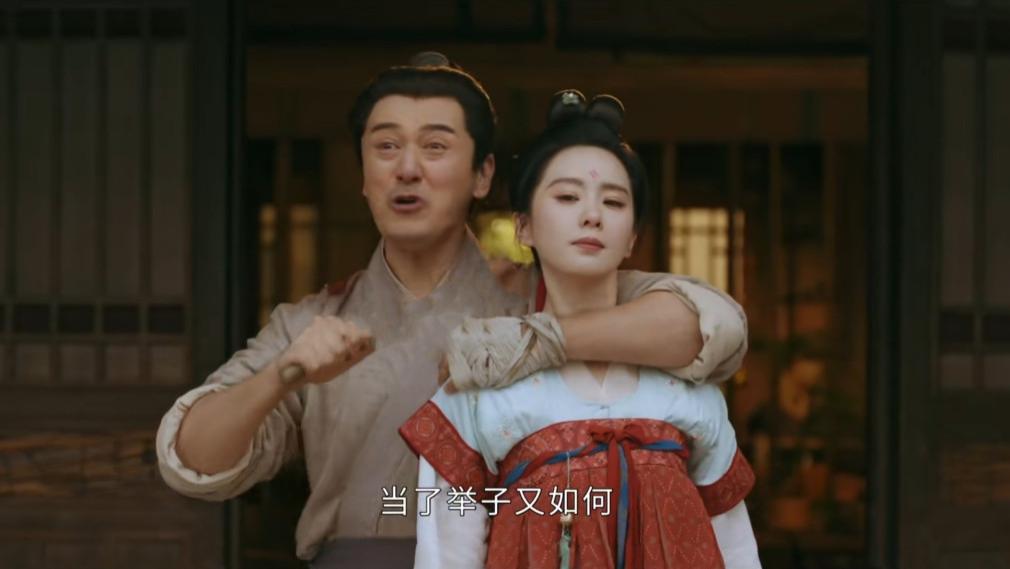 《掌心》不是寒门难出贵子，是你连寒门都不算：穷人吃毒盐断念想，贵族爱犬吃珍馐享狗生