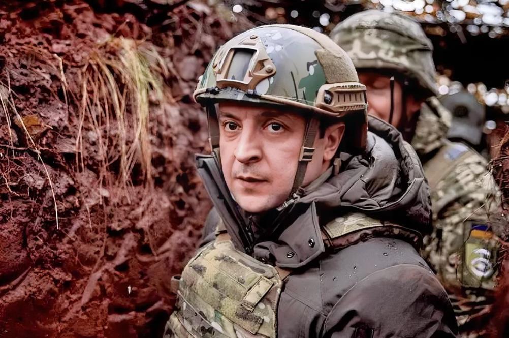 重磅消息！乌克兰总统泽连斯基在最新的表态中承认，截至目前乌军的人员损失已经高达近