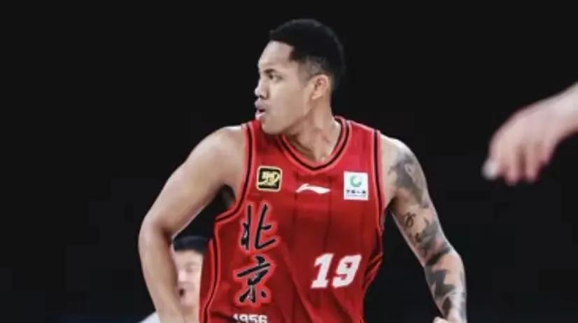 #cba# 这么多年了，还是没打出来，球商堪忧啊。
作为周琦缺席后，北京队重要内