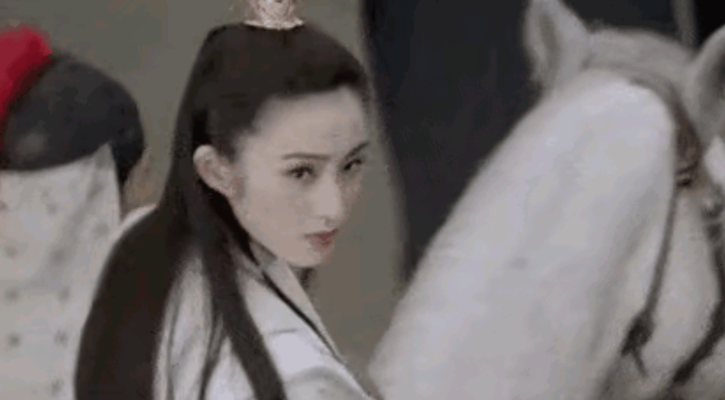 1995 年，向华胜不顾原配的不满，和张敏同居了 9 年，原配终于忍不了提出离婚