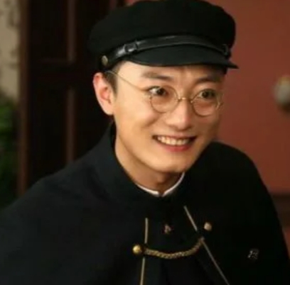 苏小玎：中央戏剧学院的骄傲