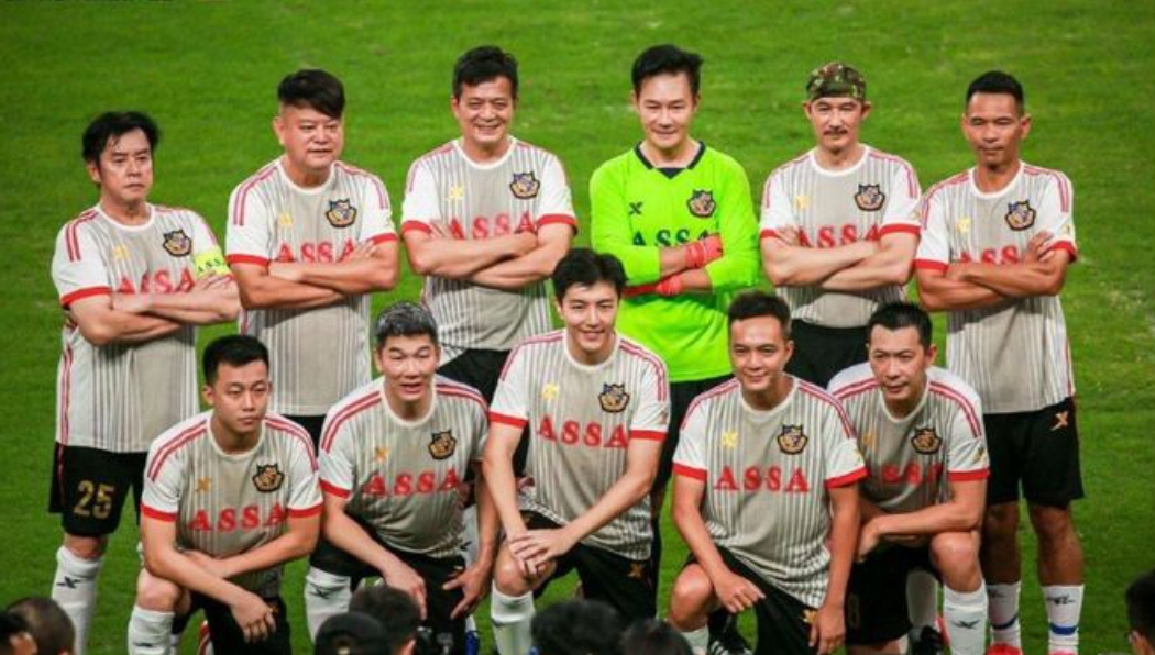 陈百祥自立门户组建新球队的计划似乎遇到了不小的挑战。

据说，这位娱乐圈的老前辈