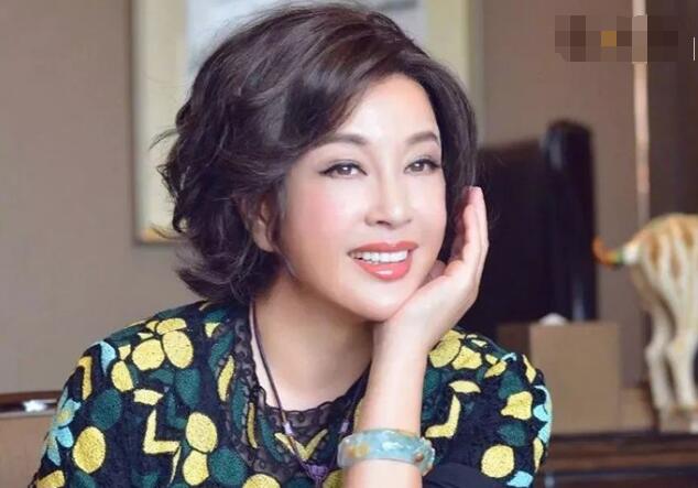刘晓庆被曝与第四任丈夫离婚
