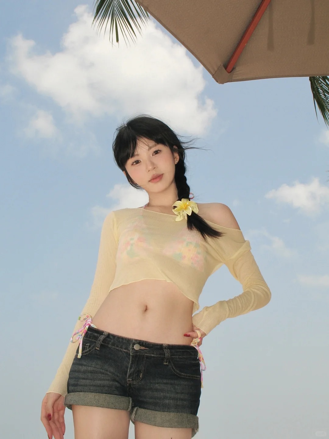 小岛 阳光 和我
来泰兰德提前过夏天
我真的永远会爱上一些有阳光和海的日子～