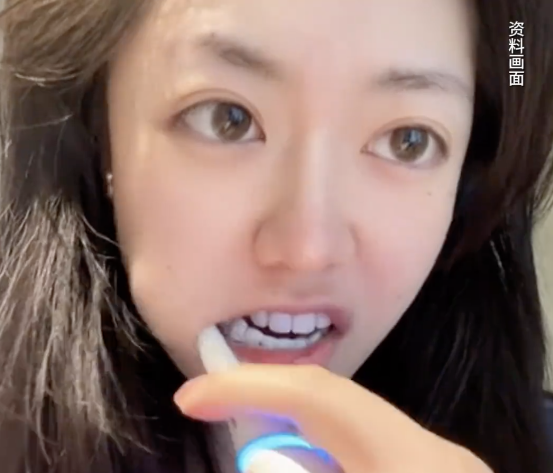 被封号了，才听说什么猫一杯，以前从来不认识这个人，据说她有2000万粉丝，很难理