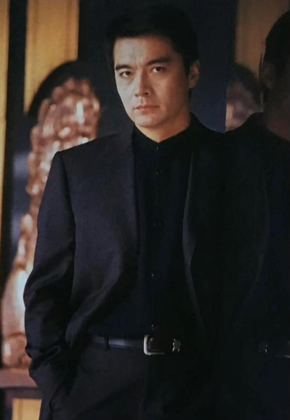 许亚军爱情路上的“快餐”与“慢炖”