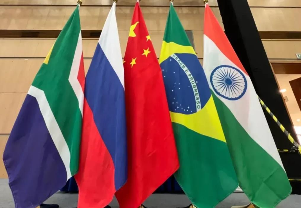 金砖国家内部闹分歧了！非洲两国拒签联合声明！9月27日，根据德国之声报道，德媒称