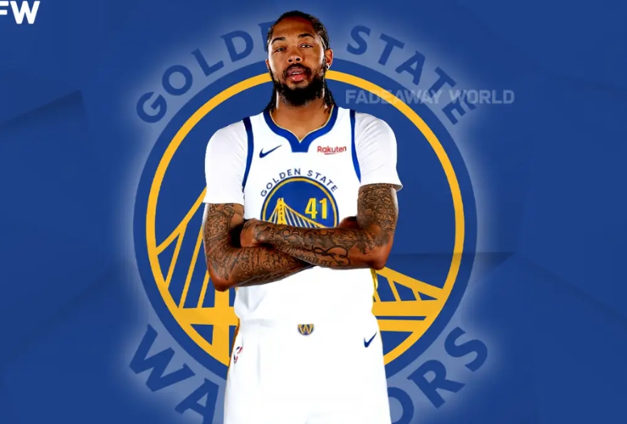 10号一大早，快船、勇士、独行侠等多支NBA球队爆出补强与交易信息——
①、7连