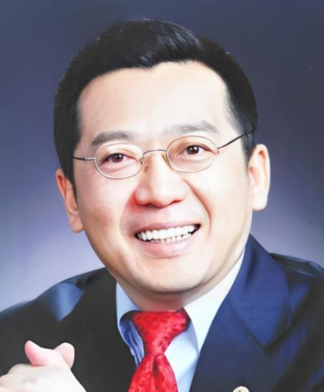 美国慌了！中国再次出现一位堪比钱学森的科学家，美国阻止他返回中国，印度更是要求他