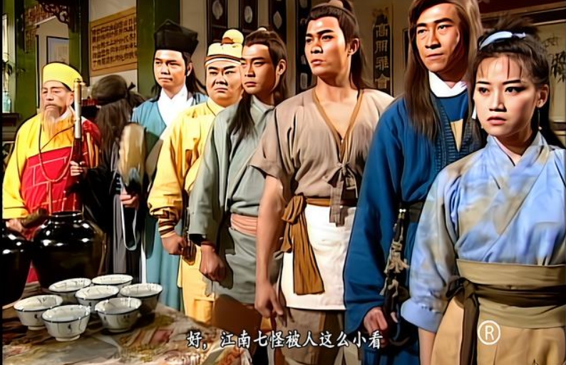 金庸武侠小说中一开头很厉害，后来却很菜的8个人物。
1.江南七怪，当年和丘处机在