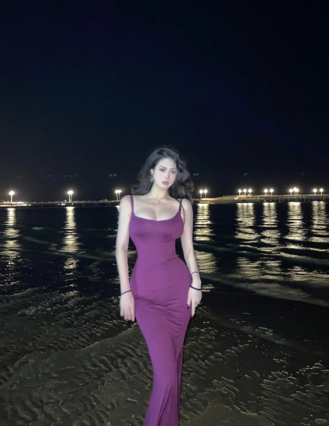 一件紫裙子
#穿衣自由 包臀裙太好看啦