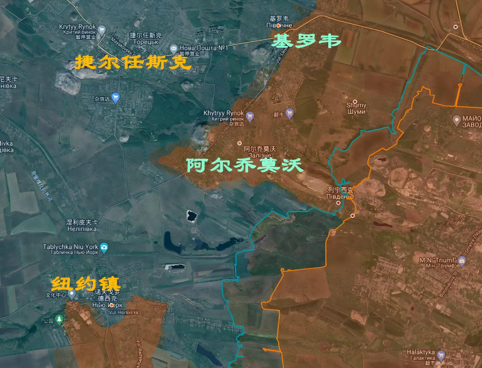乌克兰撤退的时候，把精英部队都带走了。俄罗斯瞅准这个空子，派了1000名士兵装扮