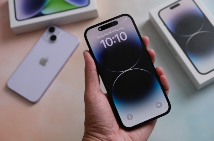 #iPhone15系列再次大降价最多便宜两千多# 苹果天猫 Apple Stor